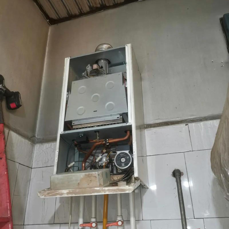 壁挂炉售后维修7