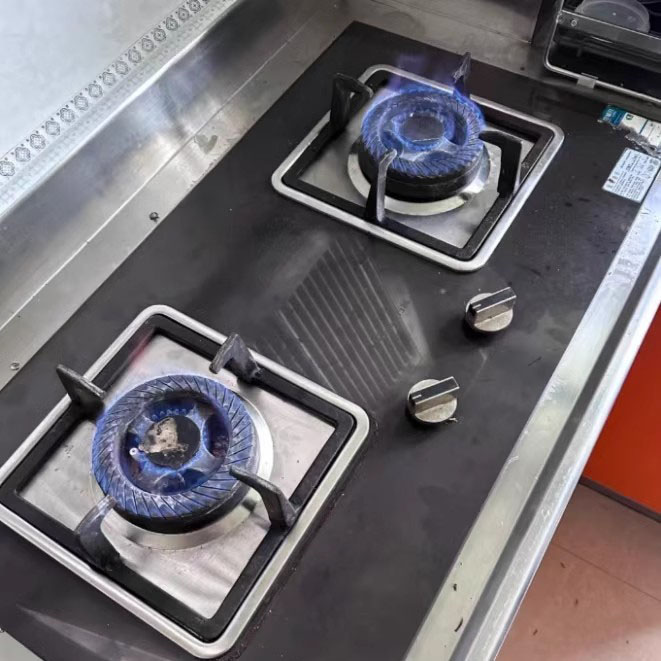 燃气灶售后维修7
