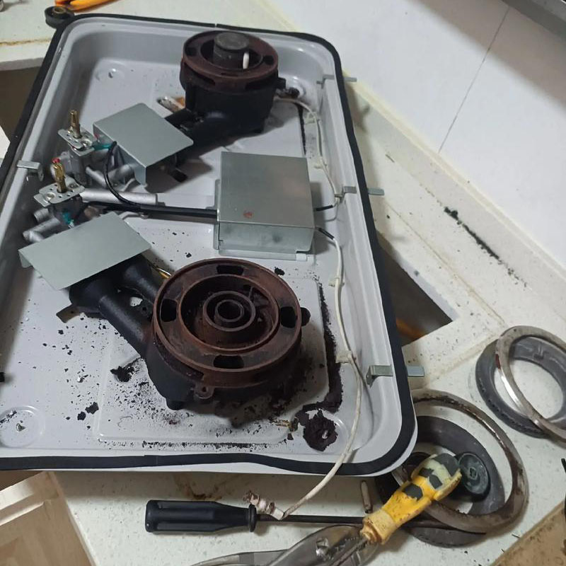 煤气灶售后维修6