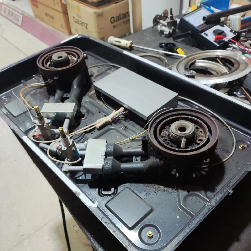 煤气灶售后维修8